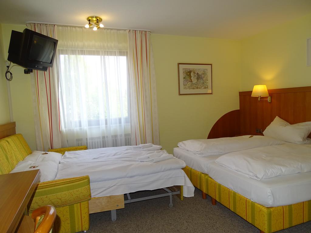 Hotel Engel Ulm Dış mekan fotoğraf